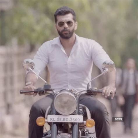 Ann Maria Kalippilaanu Movie Photos | Ann Maria Kalippilaanu Movie ...