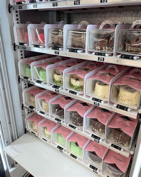 ‘Cake ATM’ allows bakery afficionado to pursue her dream | Vending Times
