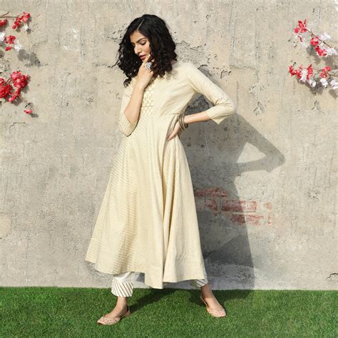 Pastel Gota Edit – Indian Dobby