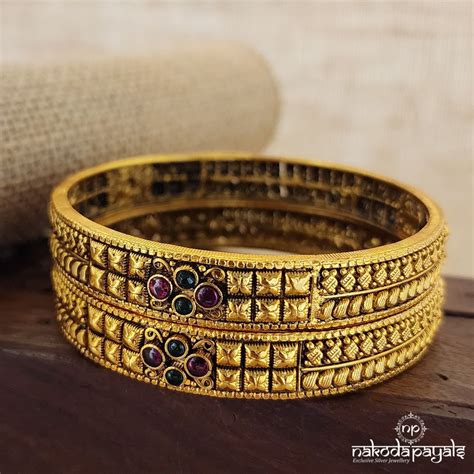 Gold Aura Kemp Bangles (Gk2771) – Nakoda Payals