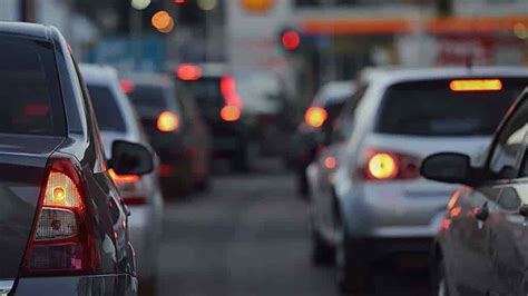 Driving Safely in Heavy Traffic | CA Thrush Insurance Agency
