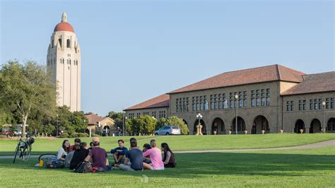 【携程攻略】西雅图华盛顿大学景点,华盛顿大学不愧是享誉全球的名校，校园依山而建非常的美，在校园的喷…
