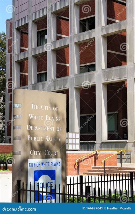 White Plains City Court Building Modern Exterior Editorial Photo ...