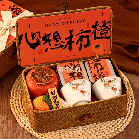 词语搭配什么礼物最新素材