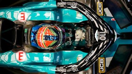 Formula 1 Testing in Bahrain - Day 1 Background