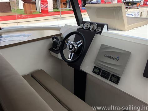 Rabljeni katamaran - Fountaine Pajot Ultra Hrvatska