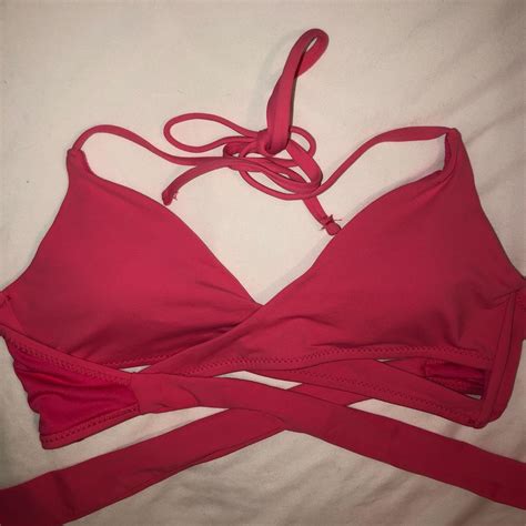 Garage Women's Pink Bikini-and-tankini-tops | Depop