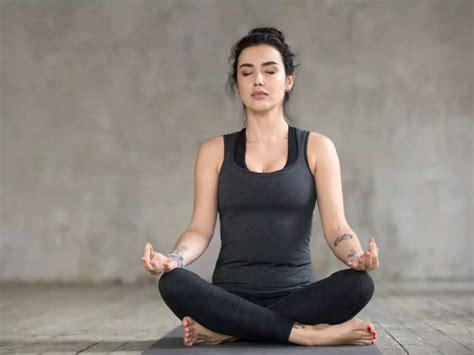 Pushan Mudra: How this mudra can help to improve your digestive health