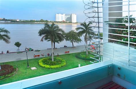 RIVERSIDE APARTMENTS (Phnom Penh) - Apartment Reviews & Photos ...