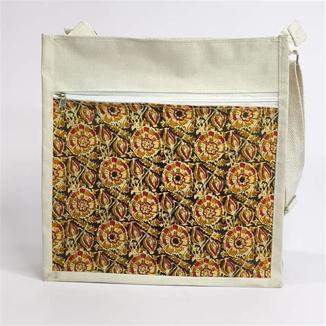 Corporate Gift Bag – Grameen Craft