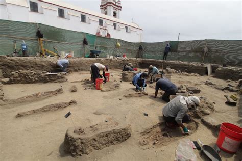 16th-Century Skeletons of Children Infected With Smallpox Discovered in Peru | Smithsonian