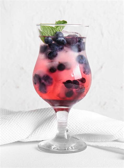 Blueberry Lemonade - HowdyKitchen