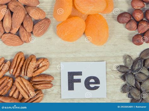 Ingredientes Saludables Como Fuentes De Vitaminas Y Minerales De Hierro ...