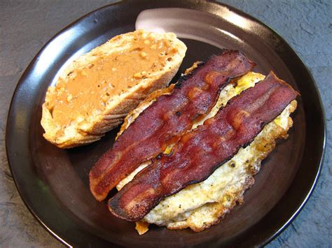 Duck Soup Easy: Bacon, Egg, and Peanut Butter Sandwich