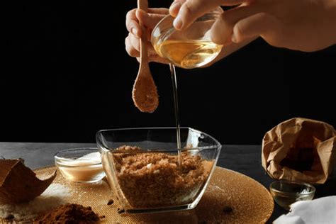 DIY Coffee Face Pack - 6 Easy Homemade Recipes For Glowing Skin – VedaOils