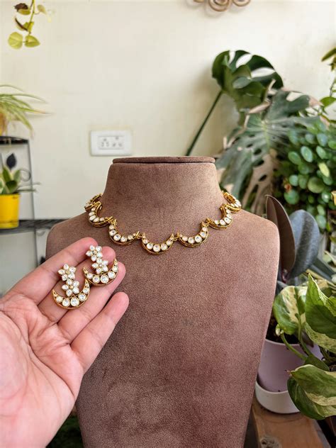 Half moon Neckset - P0397 | PetalsbySwathi