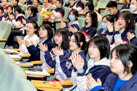4所著名高校走进成都新川外国语学校 为学生定制“生涯规划” - 中国网