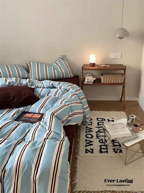 Jersey Knit Retro Stripe Bedding Set / Blue + Burgundy | Bedroom ...