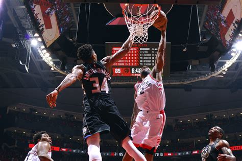 Kawhi Leonard Dunk Face