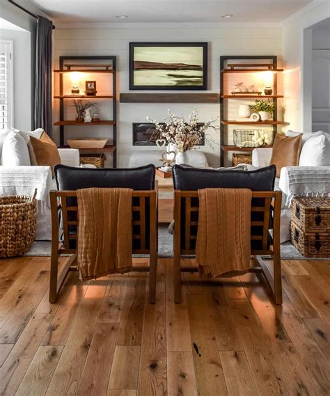 Modern Farmhouse-inspired Country Living Room Ideas - Soul & Lane