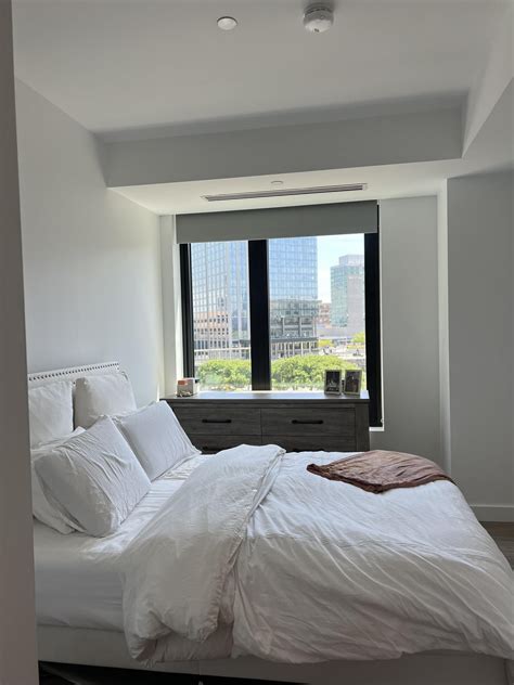 PRICE DROP: SEAPORT LEASE TAKEOVER : r/bostonhousing