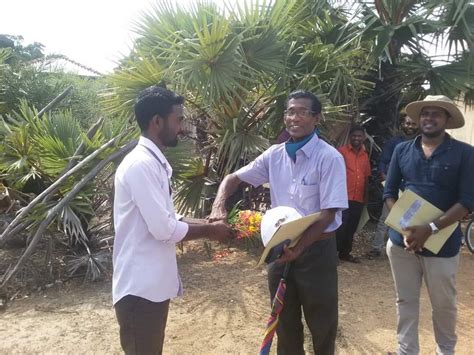 LAGOON TOUR & BATTICALOA TRADITIONAL FISHING METHODS (2025) All You ...