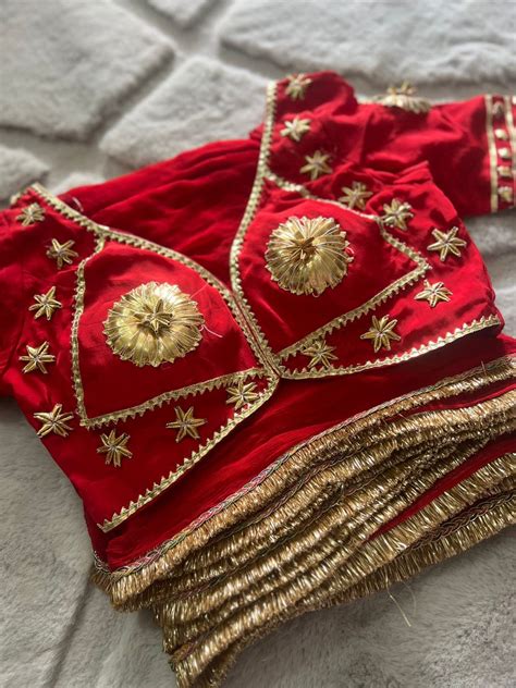 Designer Kanchli Blouse with Soft Chiffon Red Saree with Traditional B ...