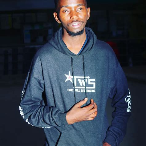 Emii Ëmìliànõ Murayaxon (@emiidemuraya) • Instagram photos and videos