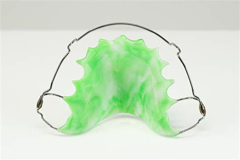 Hawley Retainers
