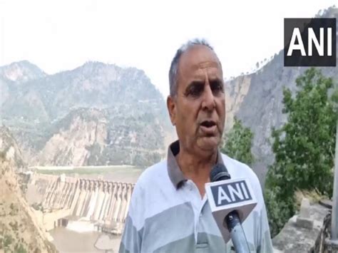 Locals support closing of Baglihar, Salal dam gates to "teach Pakistan ...