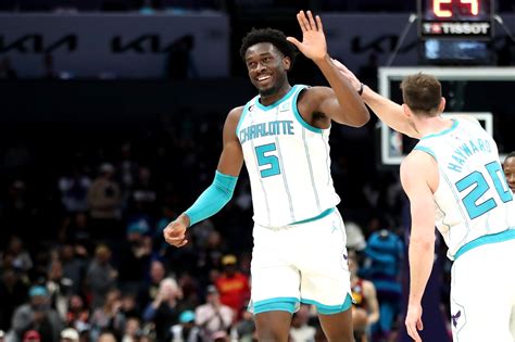 Lakers Acquire Center Mark Williams in Massive Trade with Hornets ...