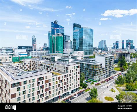 High-Rising Building 的图像结果