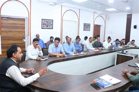 Guillain-Barré Syndrome: Jalgaon District Collector Ayush Prasad ...