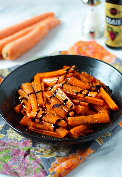 Steps to Make Roasted Carrots Balsamic Glaze