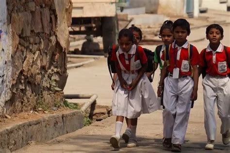 Class 1 Admission Age: बड़ी खबर! शिक्षा मंत्रालय ने कक्षा 1 के लिए तय ...