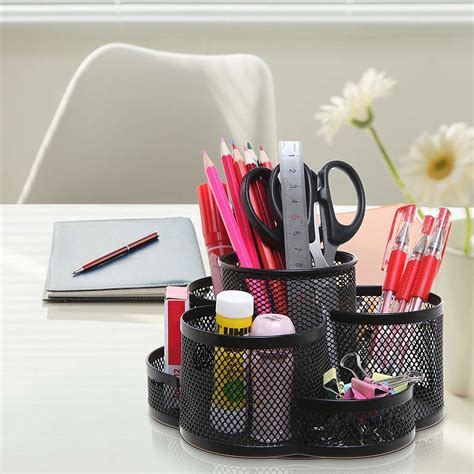 Wonderful Things That Will Actually Help You Declutter Your Desk