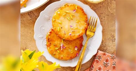 easy malpua recipe at home on hartalika teej | Malpua Recipe: हरतालिका ...