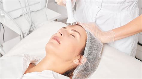 Revolutionise Your Skincare Routine With These Non-Invasive Facial Treatments That Actually Work ...