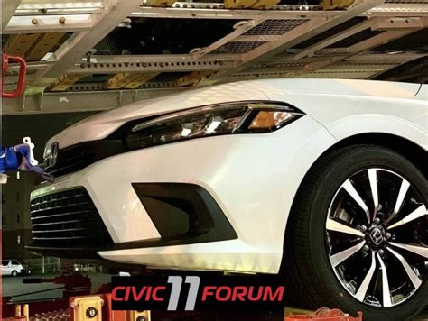 新一代 2022 Honda Civic Sedan 量产版实车谍照再次曝光 2022-Honda-Civic-Sedan ...