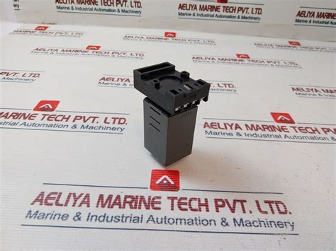 Idec Gt3A-3Ad24 Electronic Timer With Sr2P-06A Base – Aeliya Marine