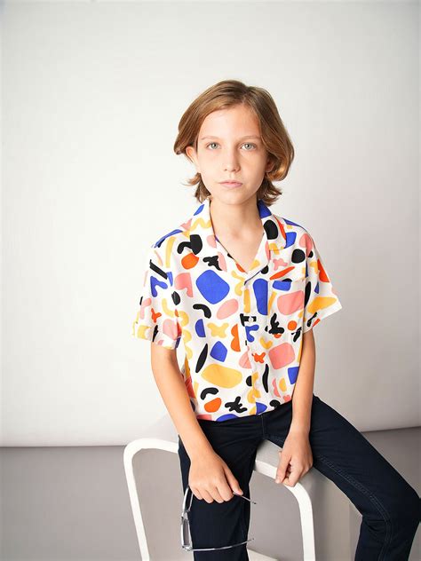 Boys White Printed Short Sleeves Shirt