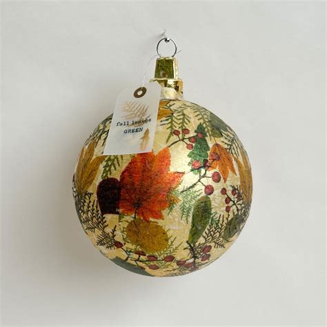 「落葉グリーン#3」ボールオーナメント〈マットタイプ〉/ 「fall Leaves GREEN #3」Ball Ornament〈Matte ...