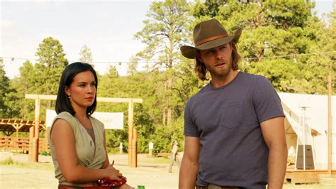 Nonton Woods are Lovely, Dark and Deep Season 3 Episode 2 - Woods are ...