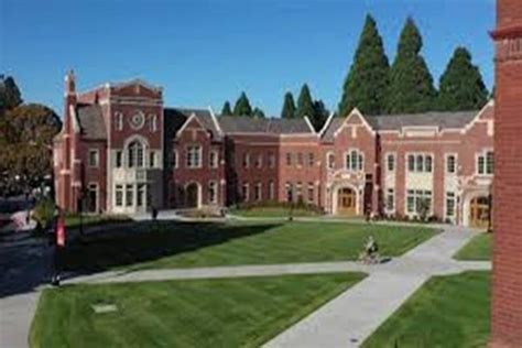University of Portland: Rankings, Courses & Fees