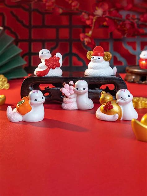 4pcs 2025 Snake Miniature Figurines New Year Ornaments, Resin Coins ...