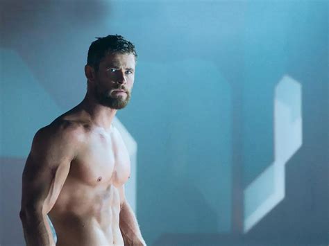 Chris Hemsworth's Extraction Trailer Paves Way For A Hilarious Set Of ...