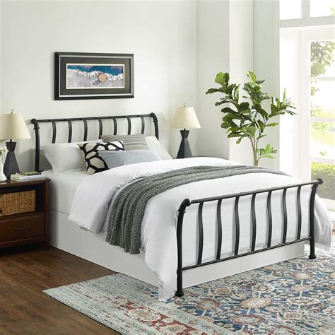 maddeejo: King Size Metal Headboard And Footboard