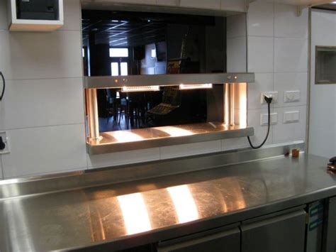 Busy Restaurant Kitchen Window 的图像结果