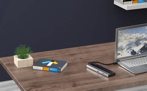 StillerSafe Docking Station 12 in 1 for C Type Laptops. Stiller Thunder ...