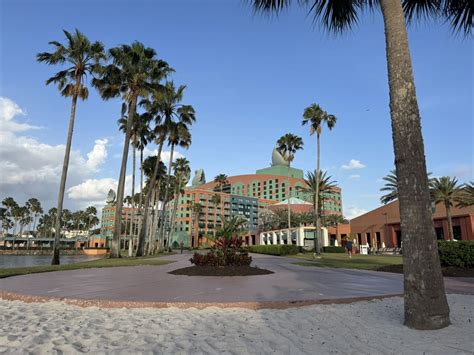 Walt Disney World Swan Hotel With Kids: My Honest Review as a Solo Parent